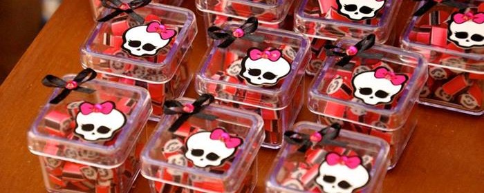 Caixa de balinhas da Monster High