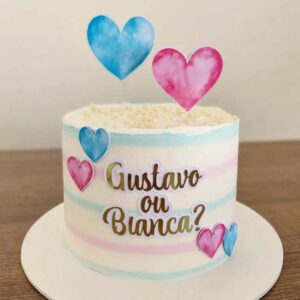 Bolo Chá de Revelação Corações Branco